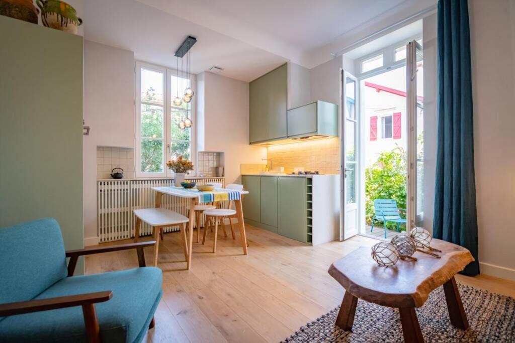 Cote Des Basques, Terrasse, Confort Et Qualite Биарриц Экстерьер фото